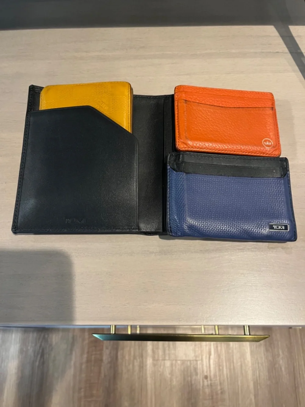 4 Men’s Card/Wallets
